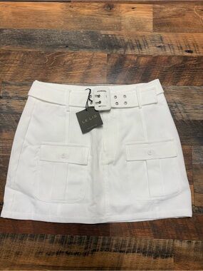 NWT Le Lis White Corduroy Skirt